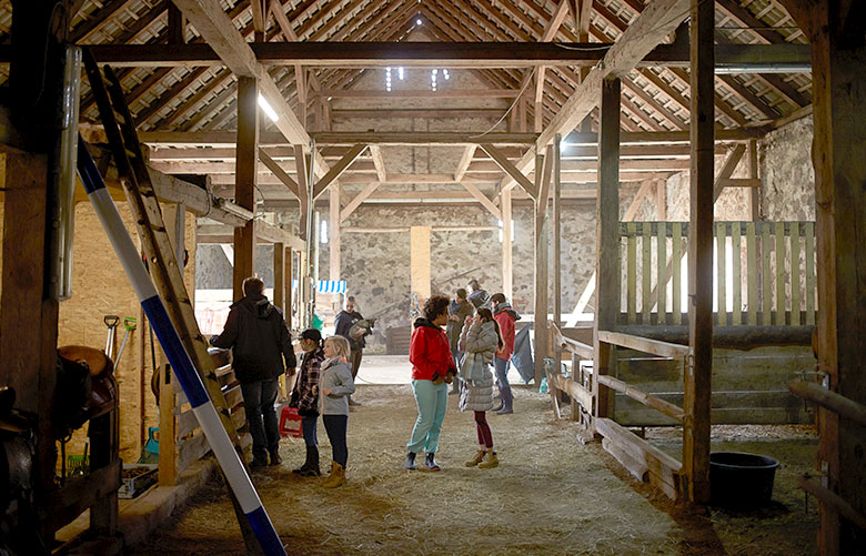 Die Arche: Kids in a farmhouse (Photo)